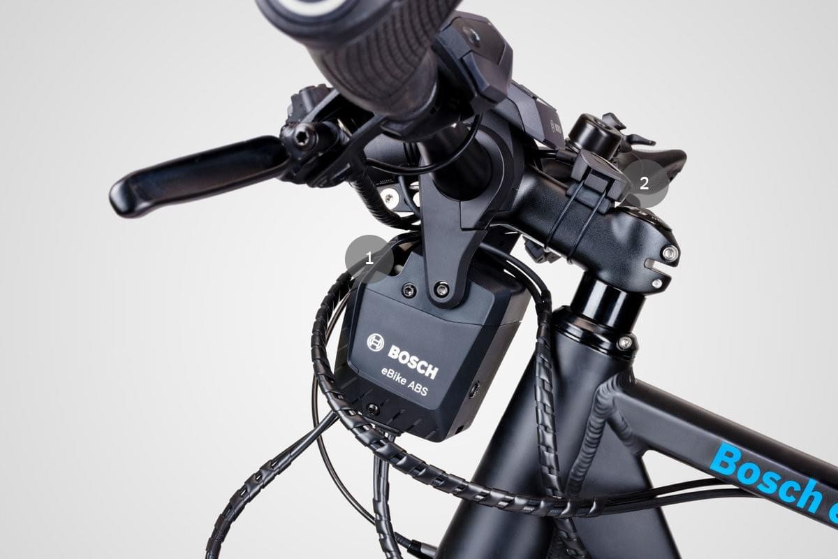bosch,abs剎車,abs系統,abs電腦,剎車距離,安全性,下雨天,濕地,操控,yamaha,pgo,sym,kymco,雷霆,g6,雷霆s,tigra,勁戰,smax,燈匠,對四卡鉗,來令片, bosch,abs剎車,abs系統,abs電腦,剎車距離,安全性,下雨天,濕地,操控,yamaha,pgo,sym,kymco,雷霆,g6,雷霆s,tigra,勁戰,smax,燈匠,對四卡鉗,來令片,