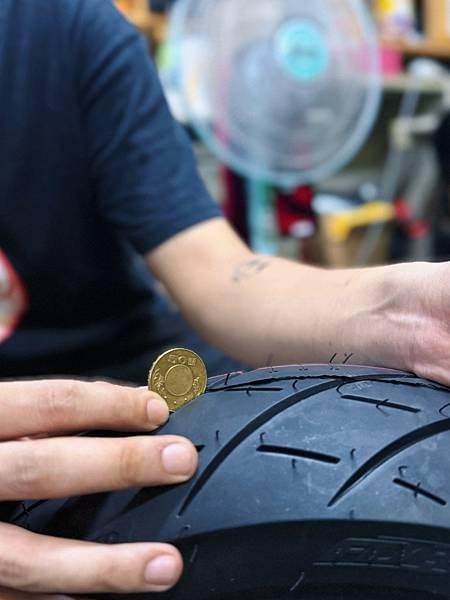 FDR、EVO、輪胎、半熱熔、TT93、天使胎、S98、ROSSO、GP901、CMSR、比較、全熱熔、耐磨度、抓地力、大胎 、尺寸對應、今川車業、高雄安裝點、GOGORO輪胎 FDR、EVO、輪胎、半熱熔、TT93、天使胎、S98、ROSSO、GP901、CMSR、比較、全熱熔、耐磨度、抓地力、大胎 、尺寸對應、今川車業、高雄安裝點、GOGORO輪胎