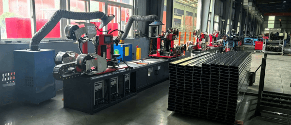 Pallet rack welding robotics Pallet rack welding robotics
