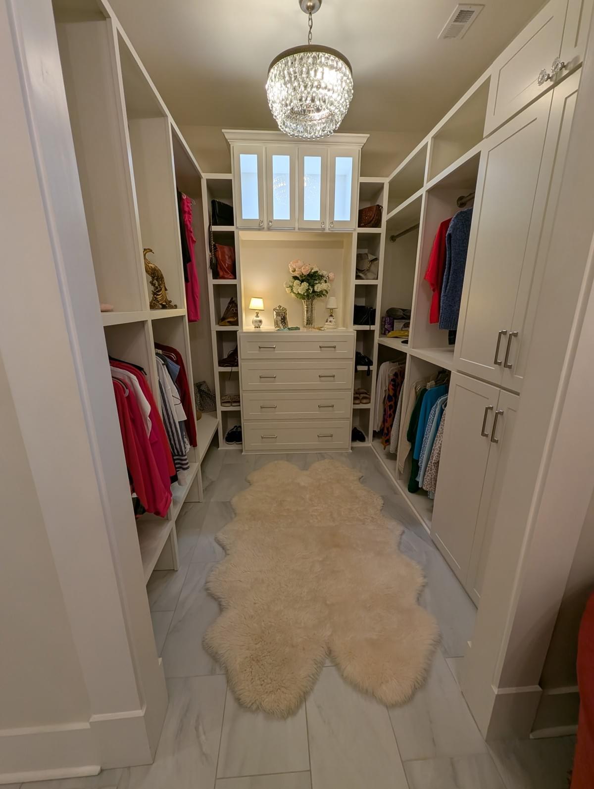 Custom Walk-in Closet - Collierville Tennessee Custom Walk-in Closet - Collierville Tennessee