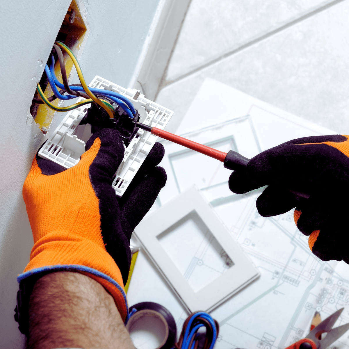 Handyman in Cooper City Electrician Handyman in Cooper City Electrician