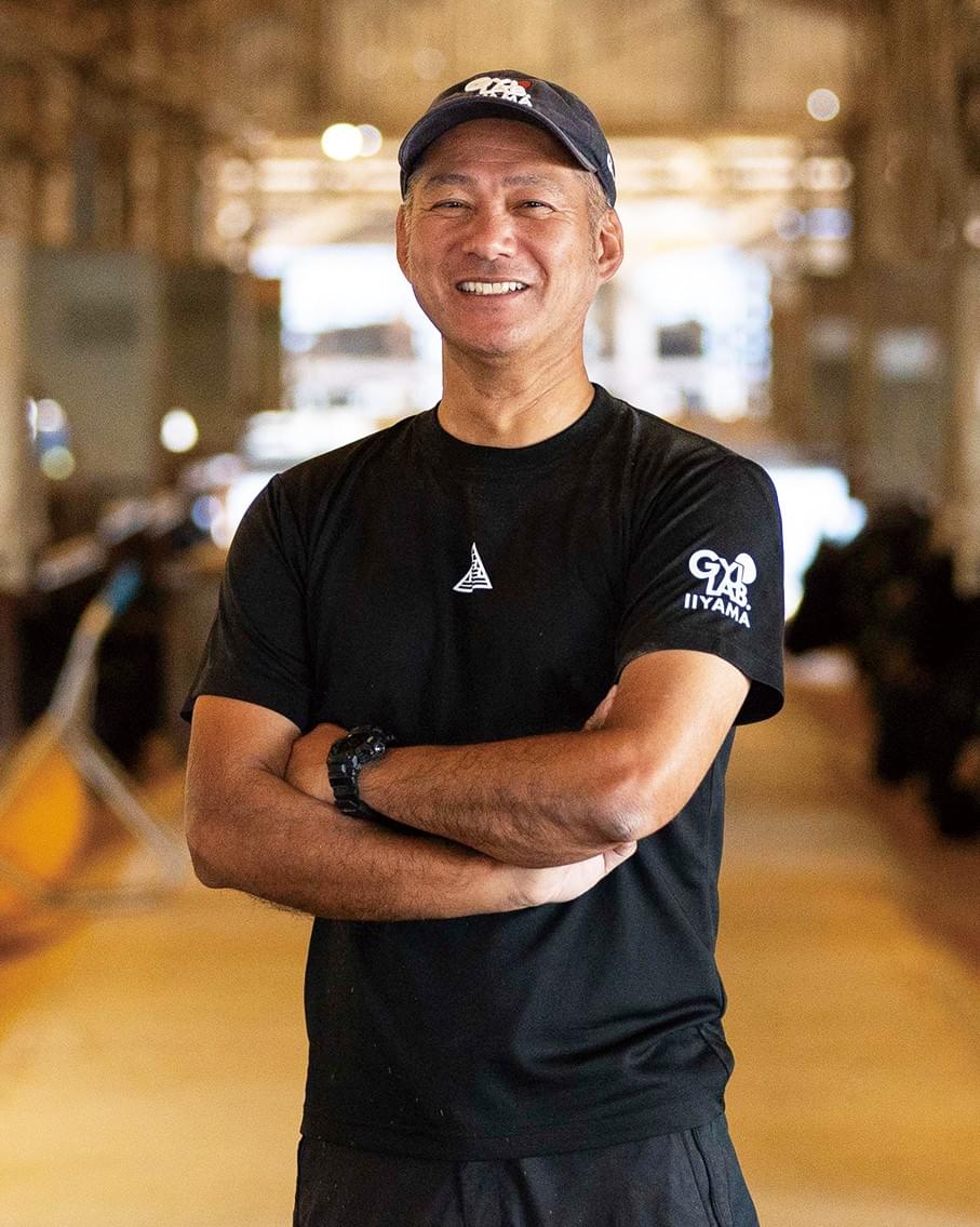 第12回全国和牛能力共進会(和牛オリンピック)にて日本一の肉牛を育て上げた飯山真志のブランド、特真牛。 第12回全国和牛能力共進会(和牛オリンピック)にて日本一の肉牛を育て上げた飯山真志のブランド、特真牛。