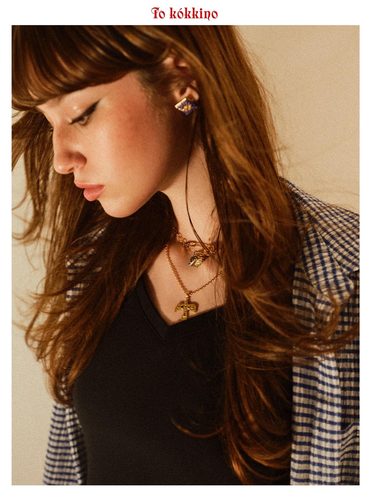 tokokkino 'Tame Ambition' Golden Pin Lion Pendant Short Necklace