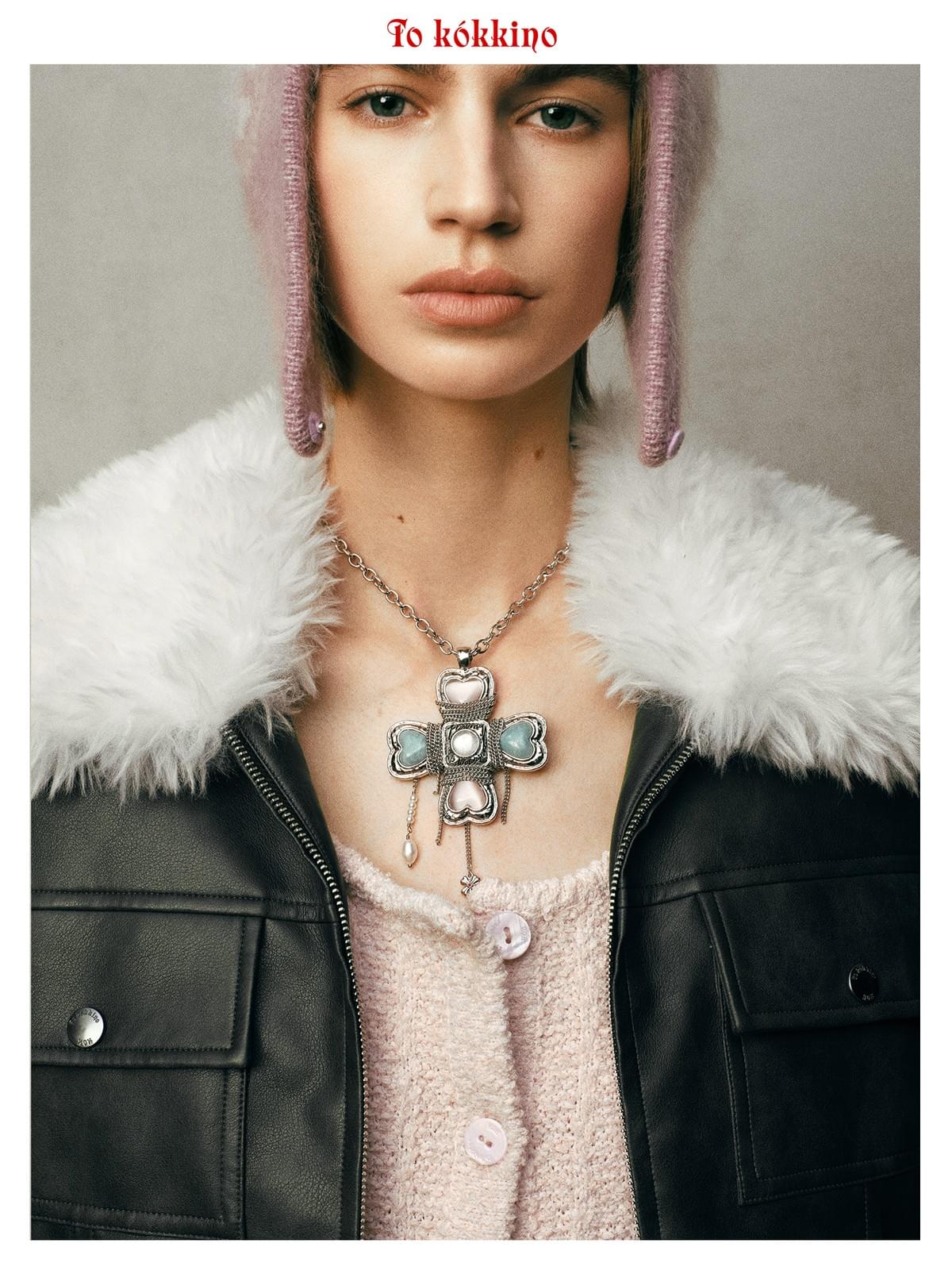 Tokokkino crystal chain flowing bow necklace