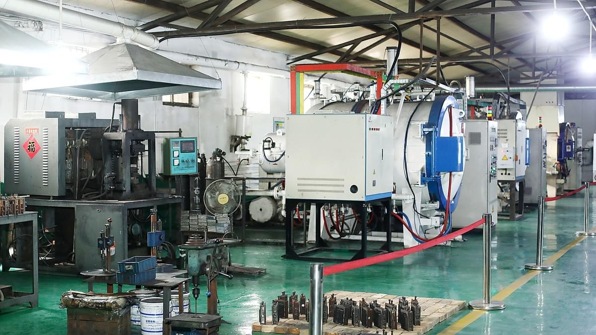 Factory production area for diamond concrete grinding and polishing tools Factory production area for diamond concrete grinding and polishing tools
