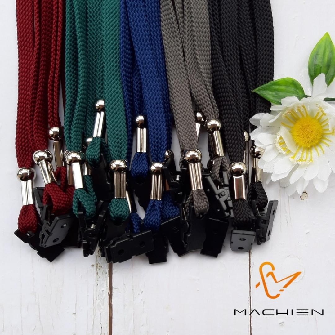 Shoelaces Everywhere_MACHIEN INC.'s Homemade Lanyards Shoelaces Everywhere_MACHIEN INC.'s Homemade Lanyards