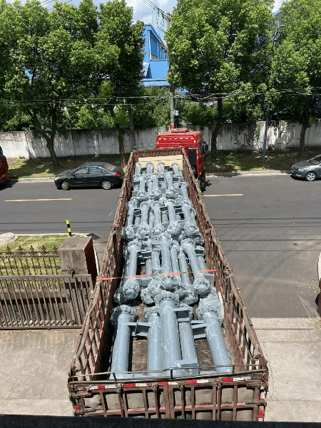 57 horizontal SiC condensers packed and staged for shipment from Wuxi Repicea facility. 57 horizontal SiC condensers packed and staged for shipment from Wuxi Repicea facility.