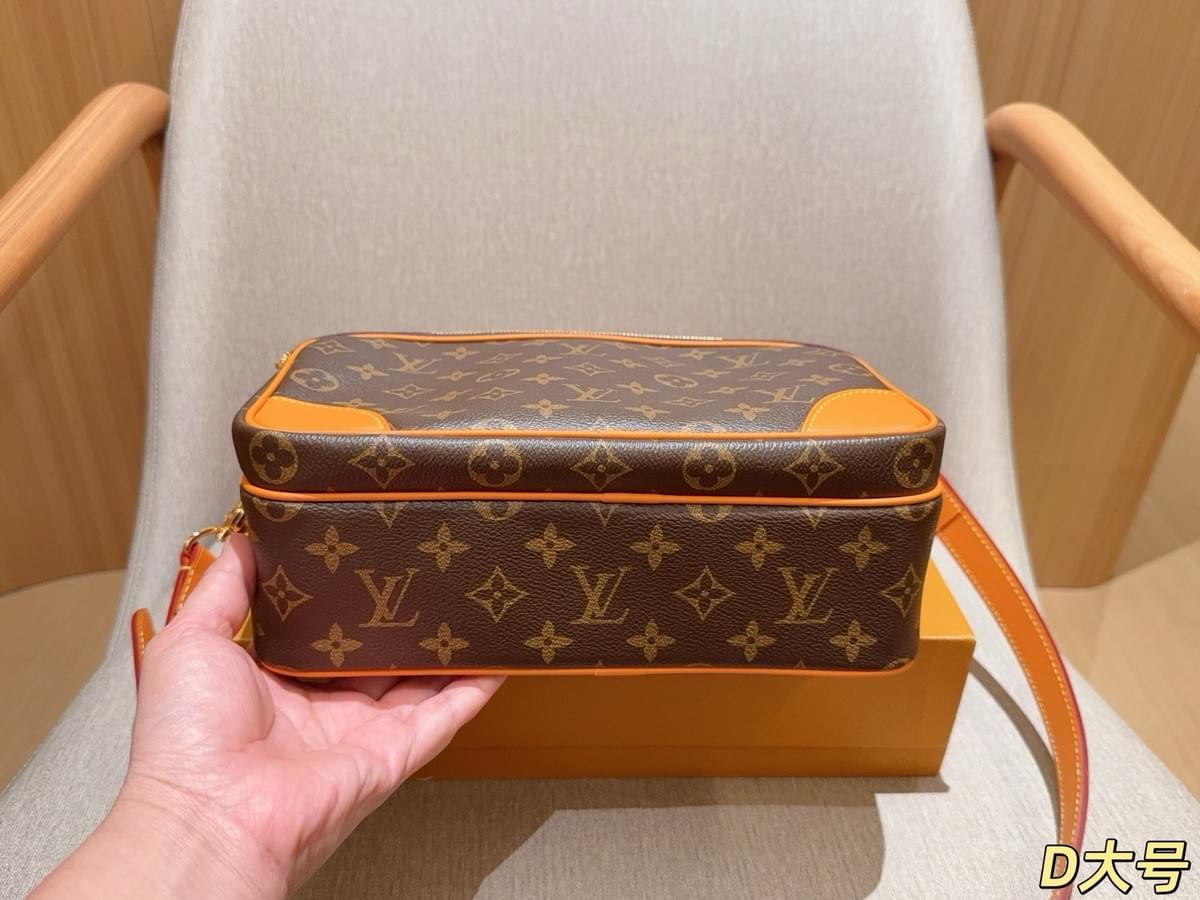 Messenger Bag