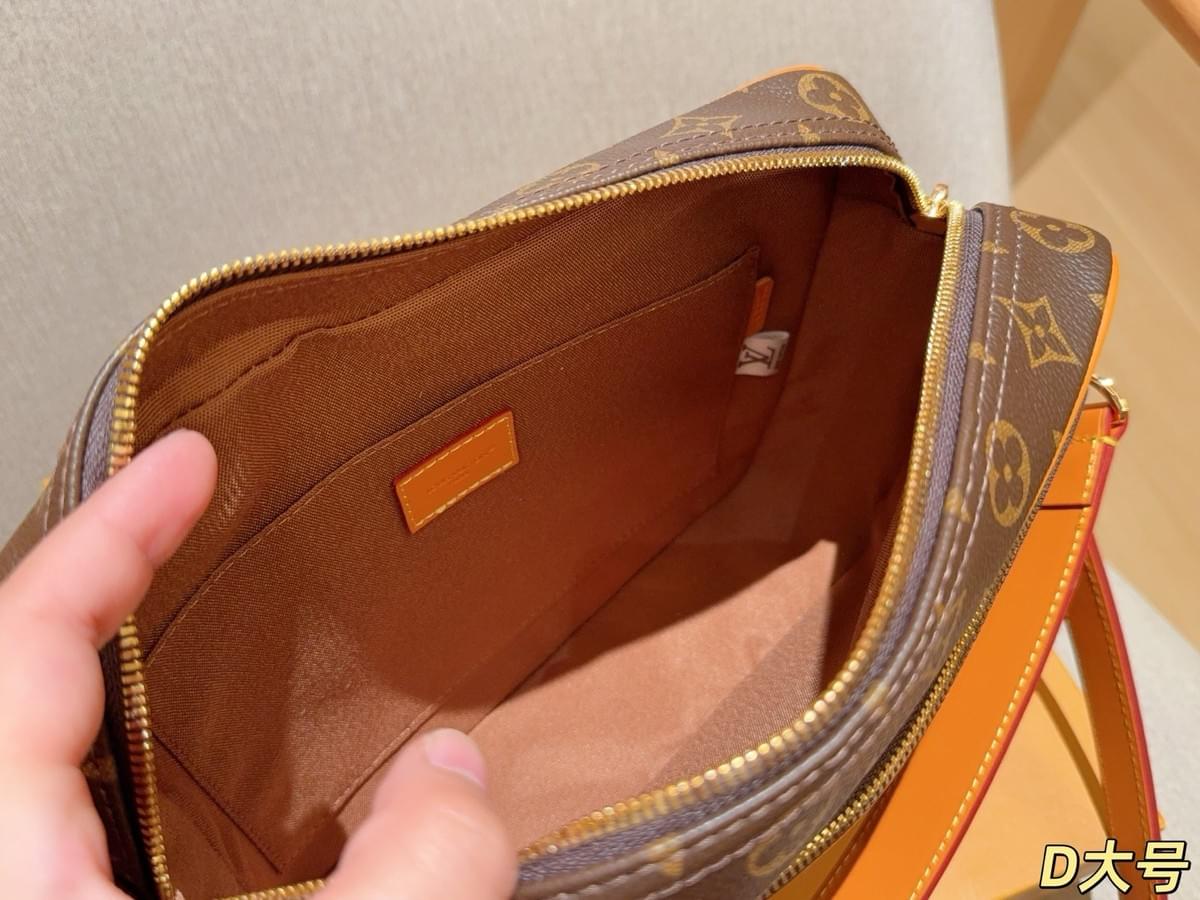 Messenger Bag