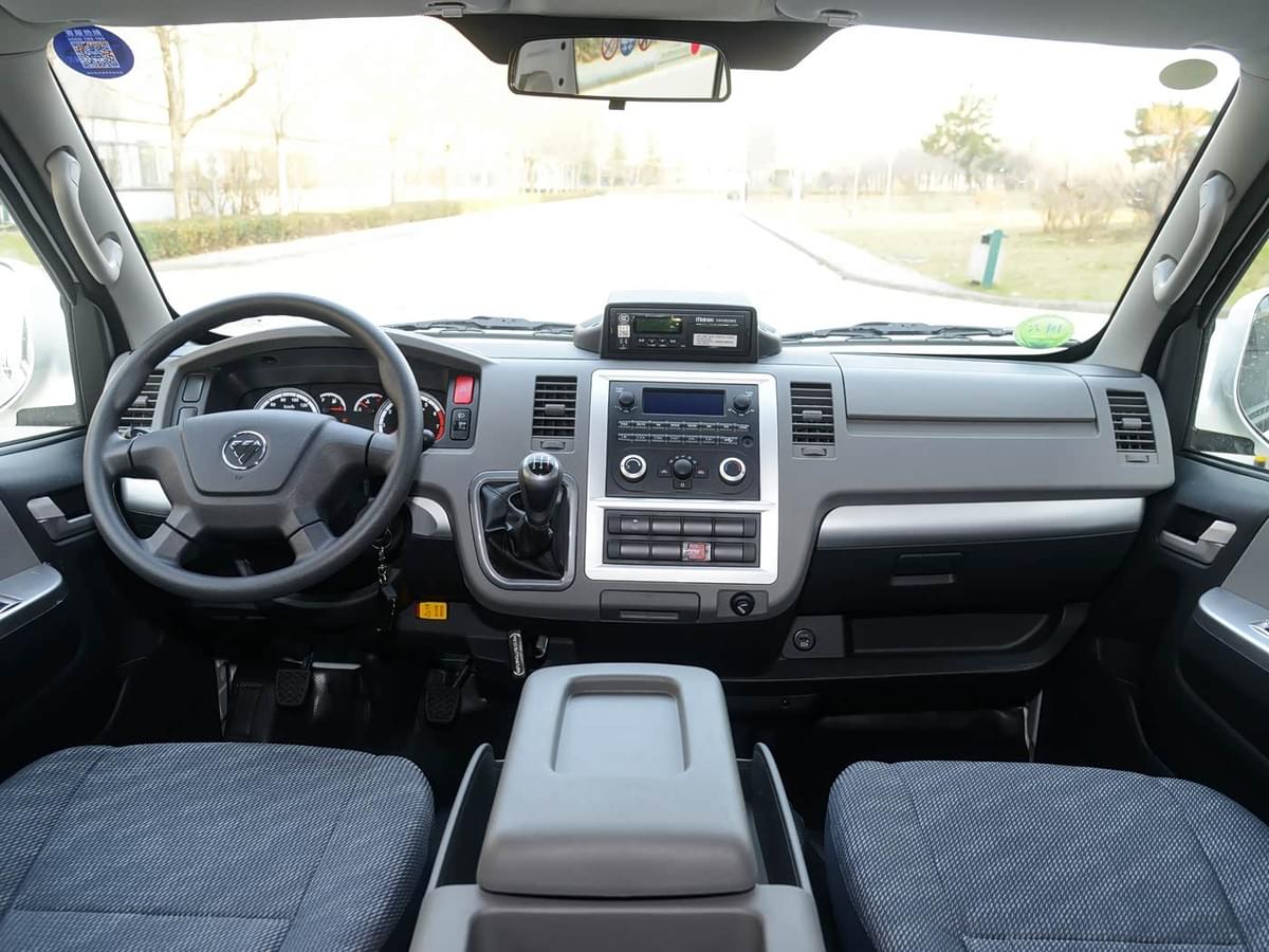 Futian Landscape G7 High Roof Passenger Version(15-Seat)