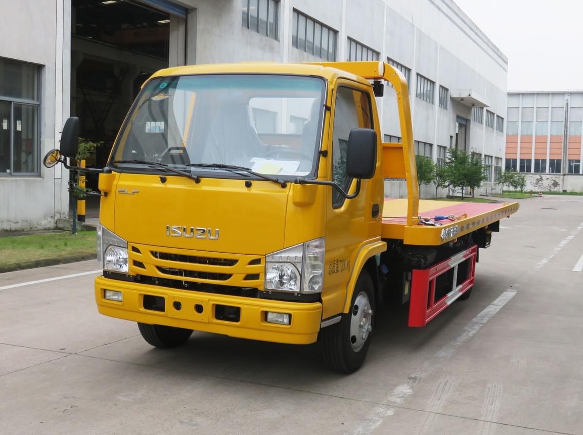 Isuzu Wrecker Flatbed Trailer