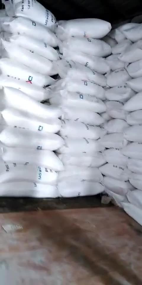 Zinc sulfate monohydrate (ZnSO₄·H₂O)