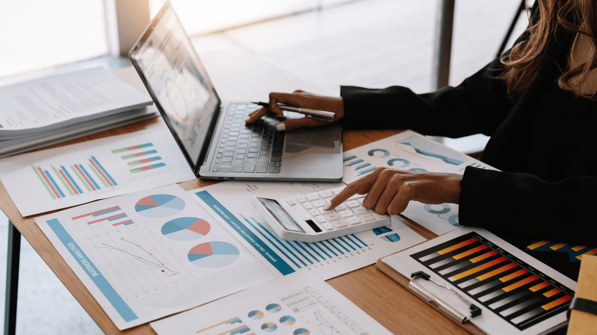 We simplify your administrative procedures to save you time and allow you to focus on what is essential. Optimization of your Procedures Our Mission Black Strategy is a brokerage firm specialized in credit, insurance, and management of administrative procedures, dedicated to supporting individuals, entrepreneurs, and investors in the success of their projects. Our mission: to save you time, money, and peace of mind. We offer you sharp expertise, a network of solid partners, and a personalized strategic approach to effectively meet your needs. We simplify your administrative procedures to save you time and allow you to focus on what is essential. Optimization of your Procedures Our Mission Black Strategy is a brokerage firm specialized in credit, insurance, and management of administrative procedures, dedicated to supporting individuals, entrepreneurs, and investors in the success of their projects. Our mission: to save you time, money, and peace of mind. We offer you sharp expertise, a network of solid partners, and a personalized strategic approach to effectively meet your needs.