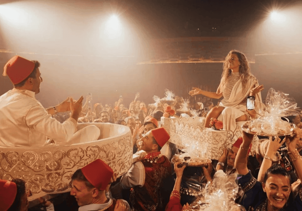 Join a supportive and intimate group of like-minded individuals who share your passion for event design. Build lasting connections, exchange ideas, and inspire each other as you embark on your creative journey together. Creative Community What We Offer Are you passionate about event design? Do you dream of transforming spaces into magical experiences? Join internationally acclaimed luxury event designer, Elki Jacobs, in a 5 week masterclass at her home in Tel Aviv. As part of an intimate, supportive group, you'll receive 30 years of Elki’s wisdom and guidance to fuel your creativity, grow your confidence and ignite your passion for event design. Join a supportive and intimate group of like-minded individuals who share your passion for event design. Build lasting connections, exchange ideas, and inspire each other as you embark on your creative journey together. Creative Community What We Offer Are you passionate about event design? Do you dream of transforming spaces into magical experiences? Join internationally acclaimed luxury event designer, Elki Jacobs, in a 5 week masterclass at her home in Tel Aviv. As part of an intimate, supportive group, you'll receive 30 years of Elki’s wisdom and guidance to fuel your creativity, grow your confidence and ignite your passion for event design.