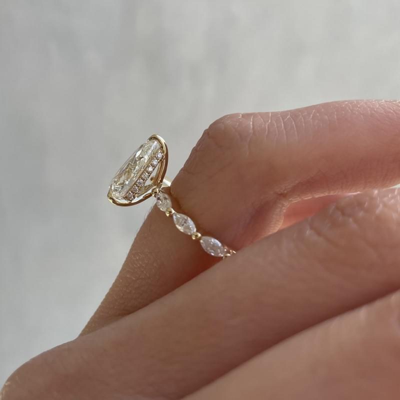 Teardrop Zirconia Ring