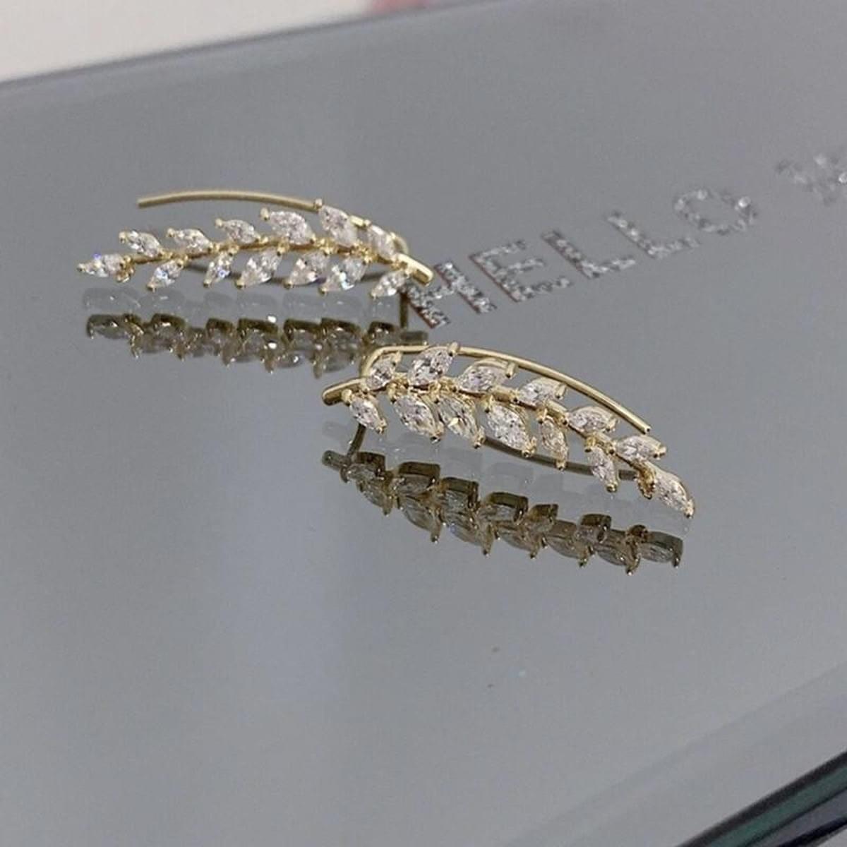 Leaf Cartilage Earrings — Linen Hour Collection