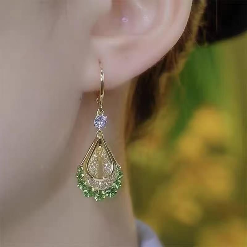 Mesh Crystal Teardrop Earrings