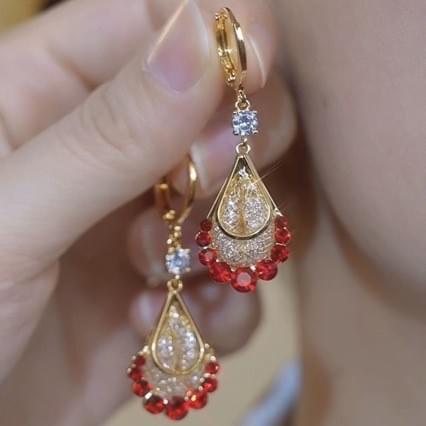 Mesh Crystal Teardrop Earrings