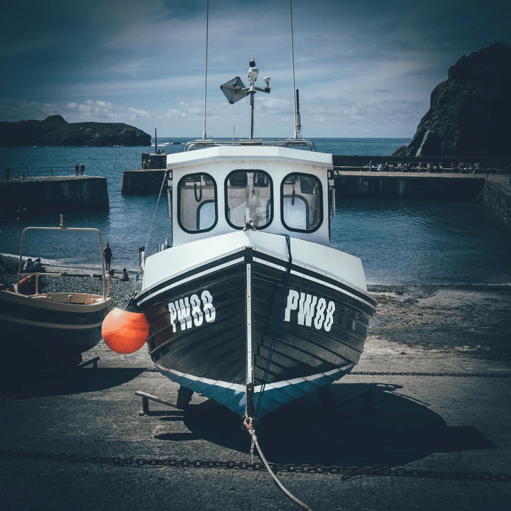 Weisidun Yacht designs and builds premium aluminum fishing, work, patrol, utility, and passenger boats. Weisidun Yacht designs and builds premium aluminum fishing, work, patrol, utility, and passenger boats.