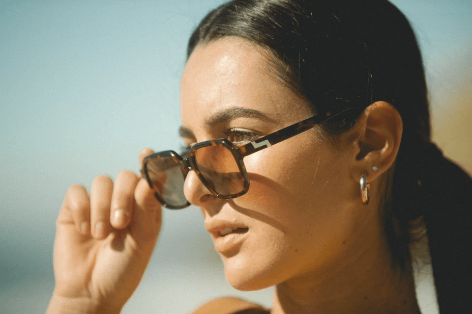Daposi Eyewear is a top OEM/ODM manufacturer, delivering innovative, high-quality eyewear solutions. Daposi Eyewear is a top OEM/ODM manufacturer, delivering innovative, high-quality eyewear solutions.