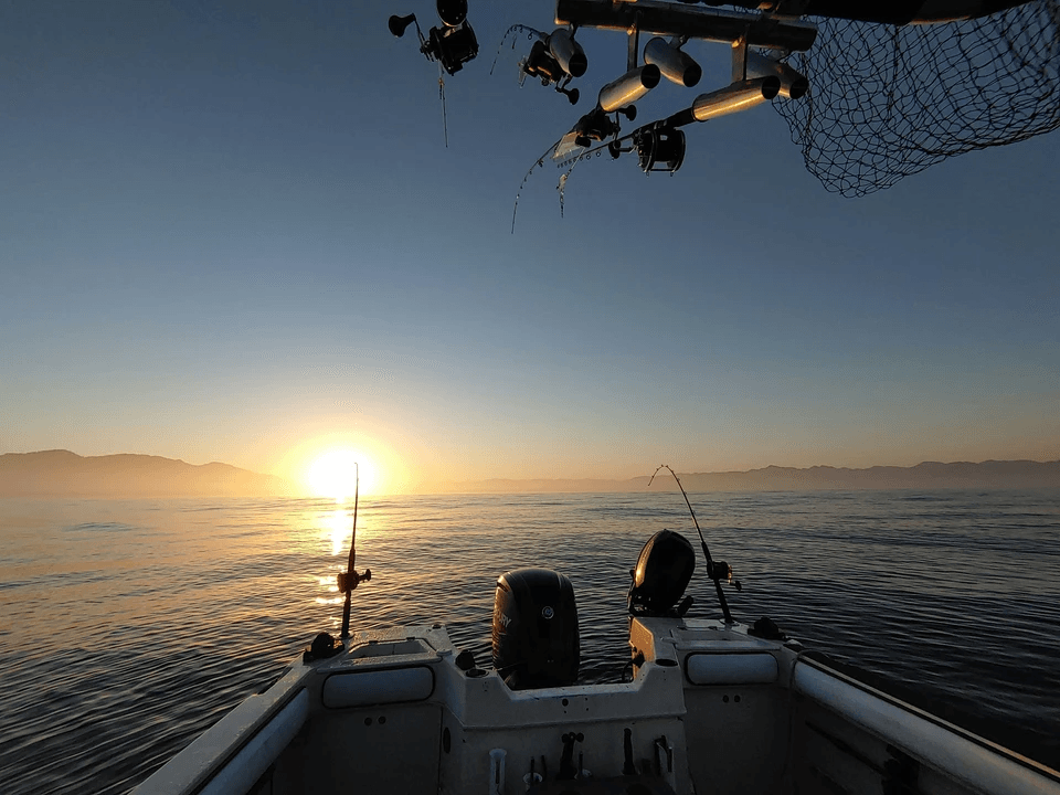 Weisidun Yacht designs and builds premium aluminum fishing, work, patrol, utility, and passenger boats. Weisidun Yacht designs and builds premium aluminum fishing, work, patrol, utility, and passenger boats.