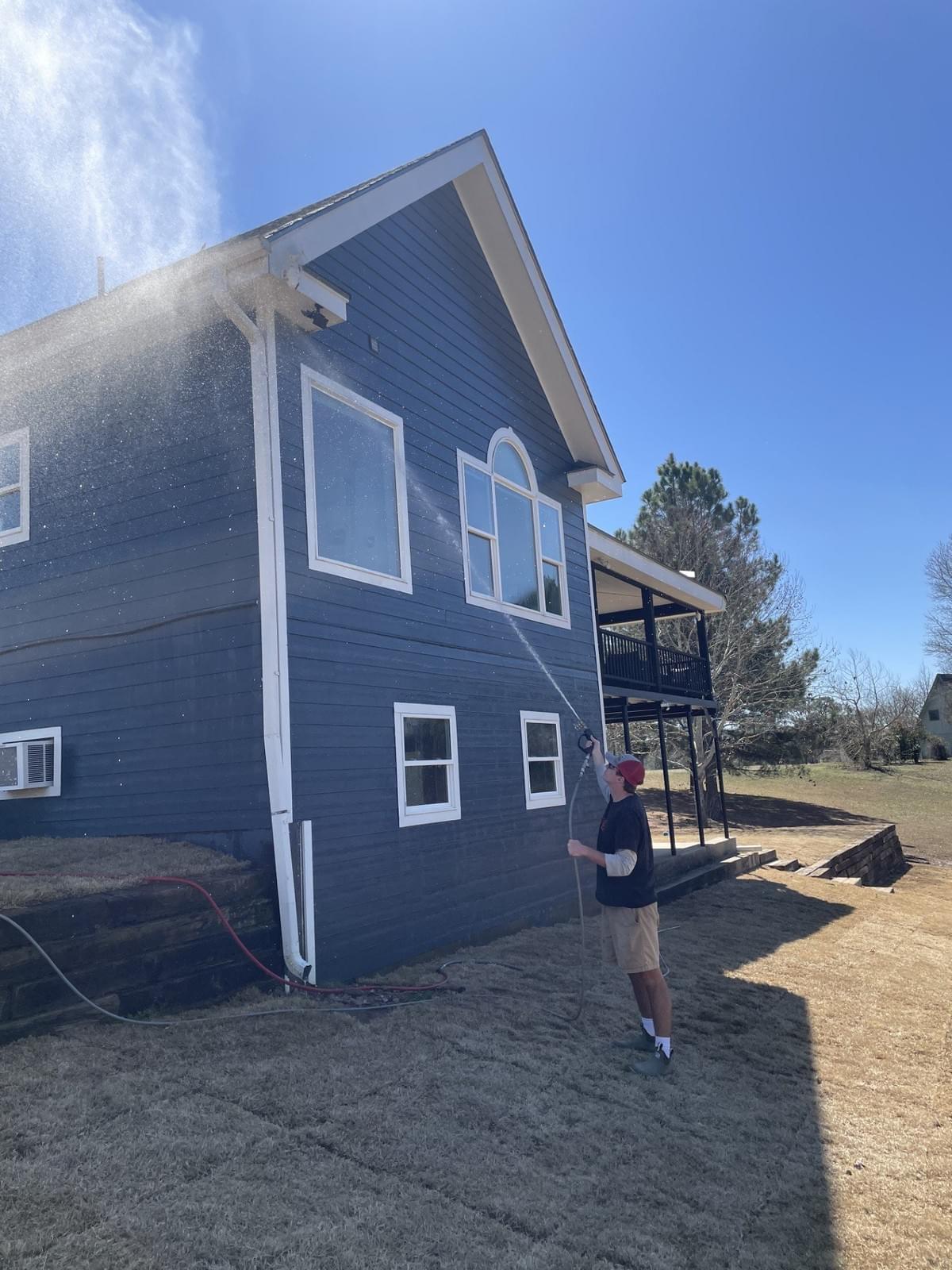 Pressure and soft washing house in Chandler Pressure and soft washing house in Chandler