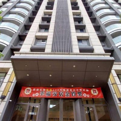 將捷家和-實價登錄、成交行情-新店安和路一段,總樓高18樓,共293戶 將捷家和-實價登錄、成交行情-新店安和路一段,總樓高18樓,共293戶