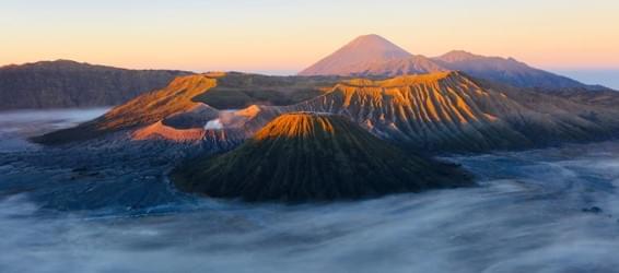 爪哇 山谷霧影 Java Valley Mist