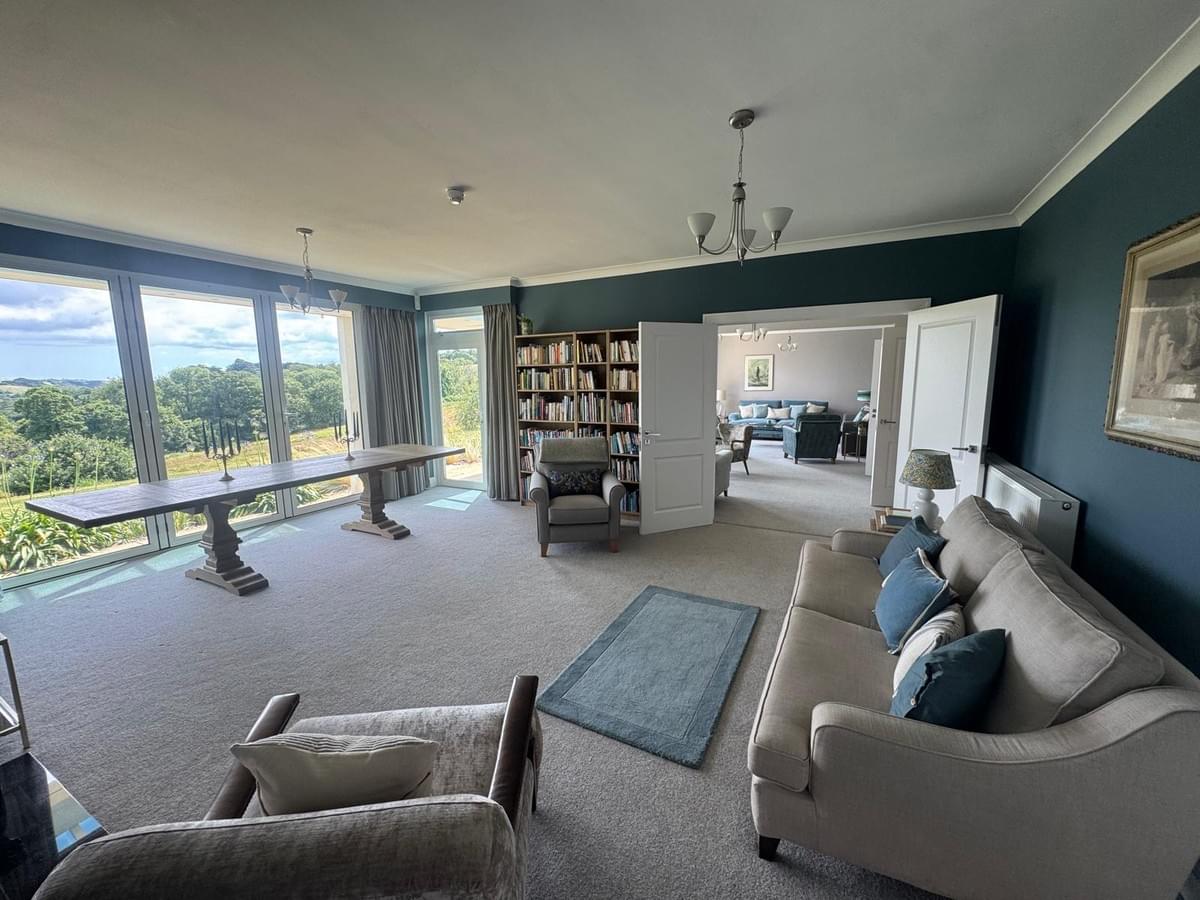 — Sarah Thompson “The team was professional and efficient, making the entire construction process smooth and hassle-free.” Our team has successfully completed over 300 construction projects across various sectors Construction company covering all aspects of works — Sarah Thompson “The team was professional and efficient, making the entire construction process smooth and hassle-free.” Our team has successfully completed over 300 construction projects across various sectors Construction company covering all aspects of works