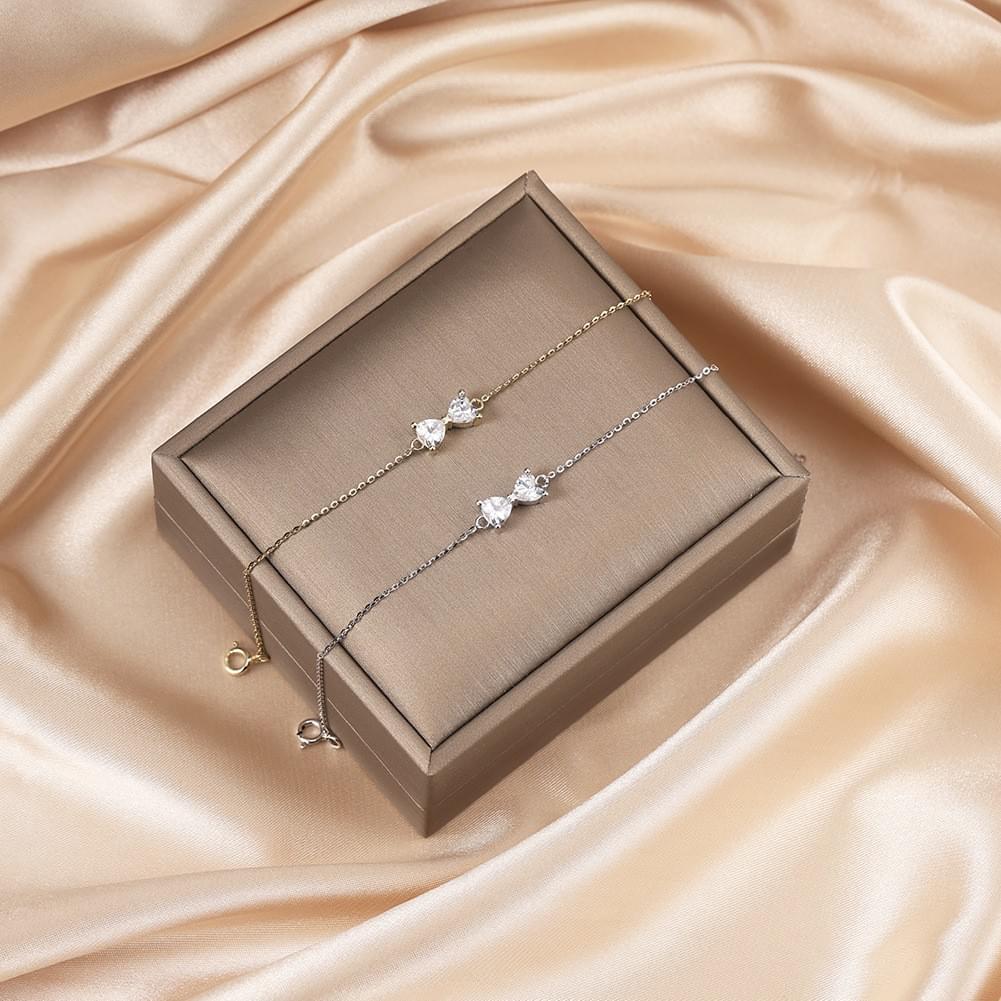 Wholesale S925 Sterling Silver Shell Pearl Clover Dainty Adjustable Lucky Charm Bracelet