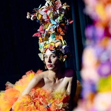 Join a supportive and intimate group of like-minded individuals who share your passion for event design. Build lasting connections, exchange ideas, and inspire each other as you embark on your creative journey together. Creative Community What We Offer Are you passionate about event design? Do you dream of transforming spaces into magical experiences? Join internationally acclaimed luxury event designer, Elki Jacobs, in a 5 week masterclass at her home in Tel Aviv. As part of an intimate, supportive group, you'll receive 30 years of Elki’s wisdom and guidance to fuel your creativity, grow your confidence and ignite your passion for event design. Join a supportive and intimate group of like-minded individuals who share your passion for event design. Build lasting connections, exchange ideas, and inspire each other as you embark on your creative journey together. Creative Community What We Offer Are you passionate about event design? Do you dream of transforming spaces into magical experiences? Join internationally acclaimed luxury event designer, Elki Jacobs, in a 5 week masterclass at her home in Tel Aviv. As part of an intimate, supportive group, you'll receive 30 years of Elki’s wisdom and guidance to fuel your creativity, grow your confidence and ignite your passion for event design.