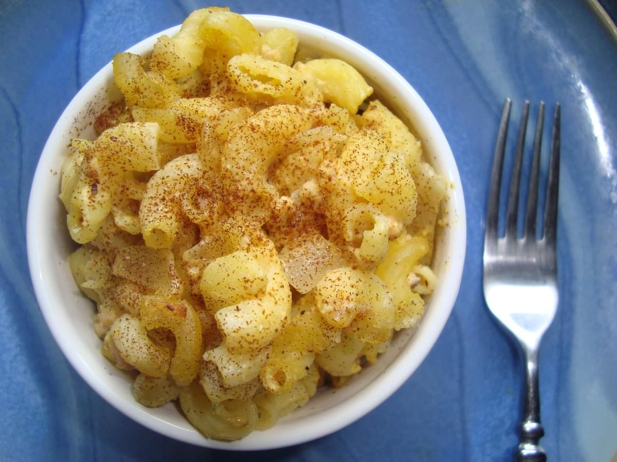 Zesty Mac & No Cheese- vegan recipe from The Purple Dog Vegan, a zesty pasta recipe perfect for summer Zesty Mac & No Cheese- vegan recipe from The Purple Dog Vegan, a zesty pasta recipe perfect for summer