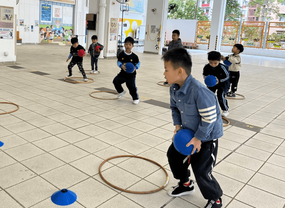Our coach has rich dodgeball experience and will provide the most professional guidance for students to quickly master the skills. Professional teaching Our service Provide dodgeball teaching Our coach has rich dodgeball experience and will provide the most professional guidance for students to quickly master the skills. Professional teaching Our service Provide dodgeball teaching