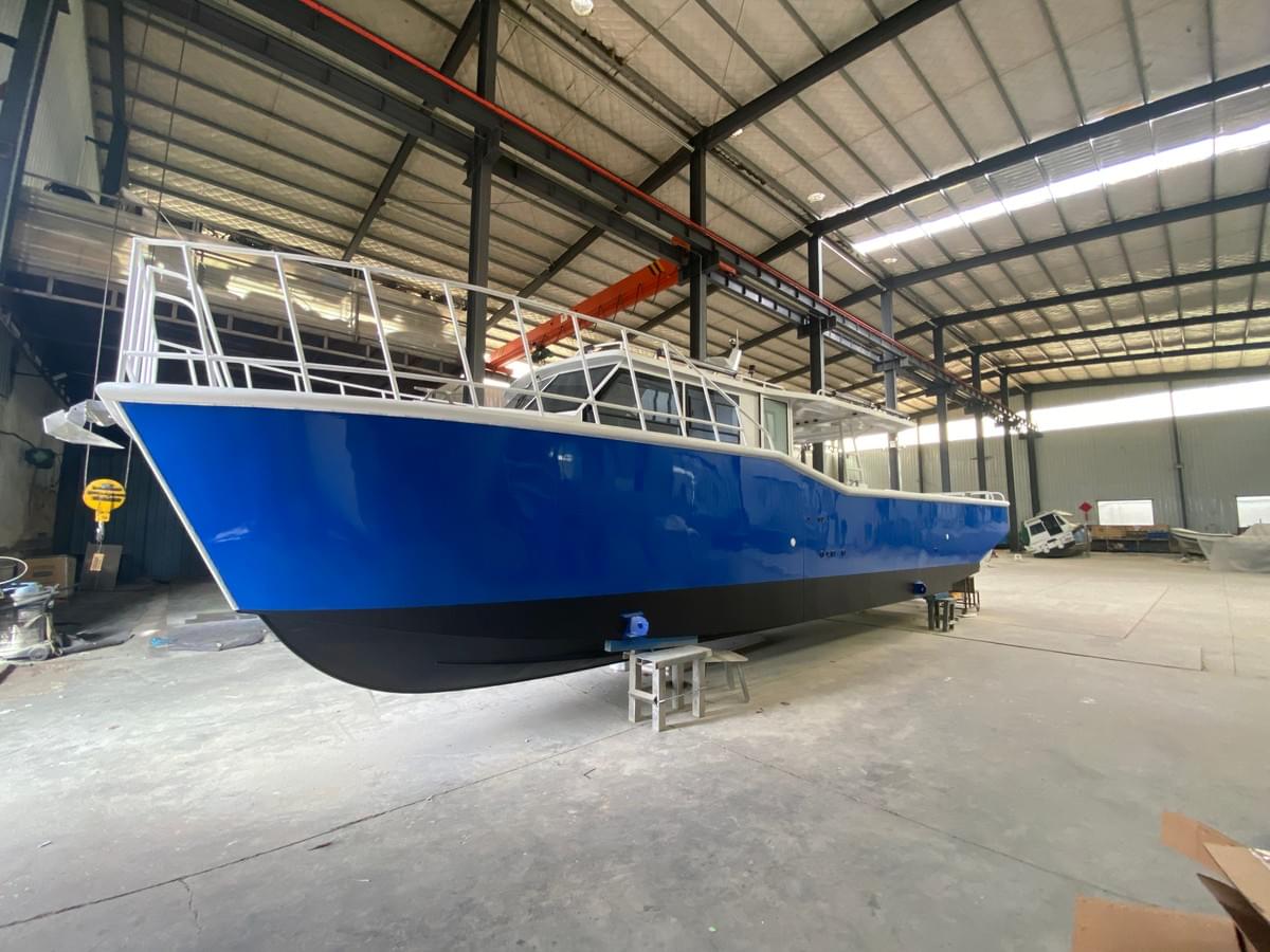 Weisidun Yacht designs and builds premium aluminum fishing, work, patrol, utility, and passenger boats. Weisidun Yacht designs and builds premium aluminum fishing, work, patrol, utility, and passenger boats.
