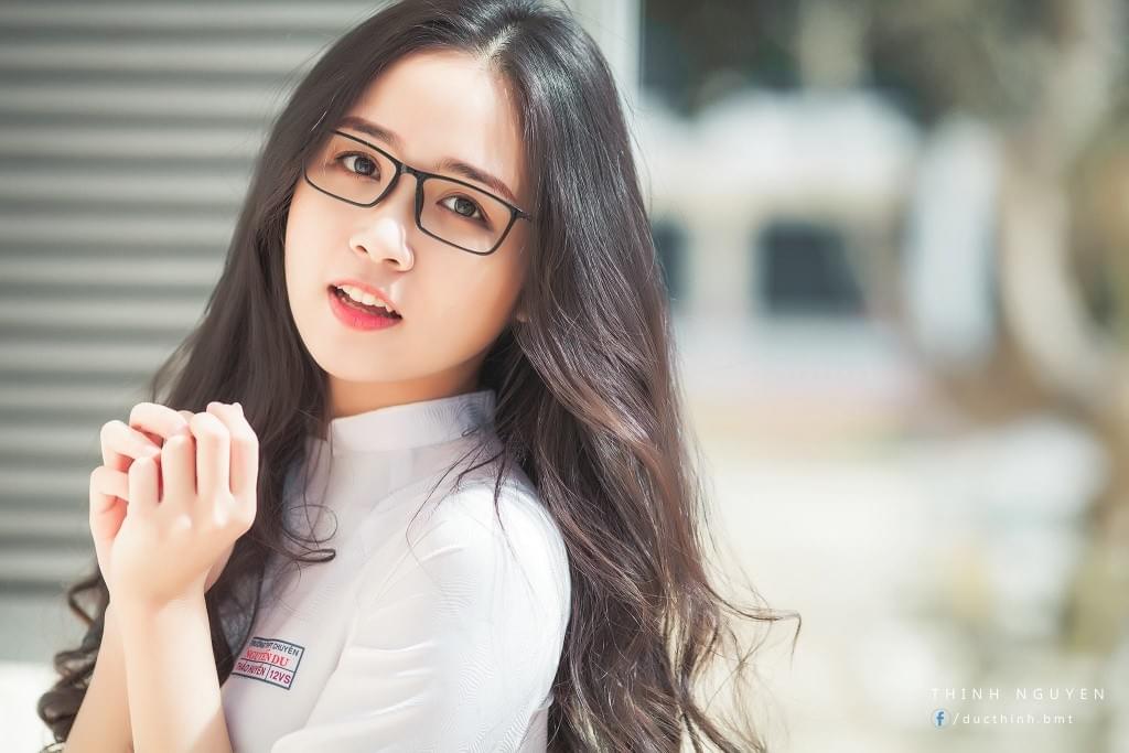 Tóc dài xoăn đuôi nhẹ dành cho nữ sinh Tóc dài xoăn đuôi nhẹ dành cho nữ sinh
