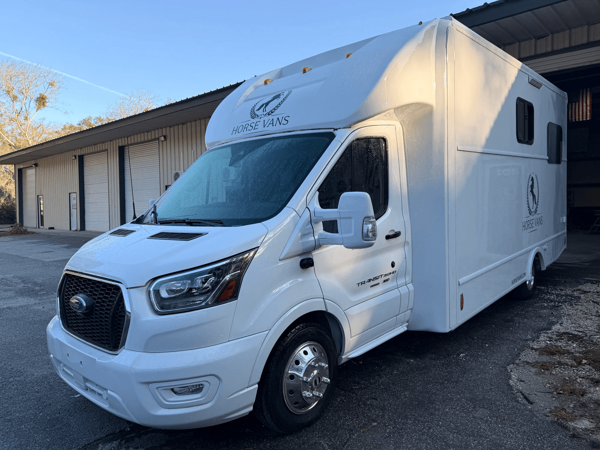 2023 Horse Van
