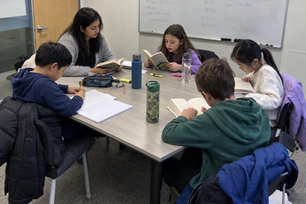 Provide tutoring courses in various subjects to meet the different learning needs and interests of students. rich course selection The courses we offer high-end after-school tutoring class Provide tutoring courses in various subjects to meet the different learning needs and interests of students. rich course selection The courses we offer high-end after-school tutoring class