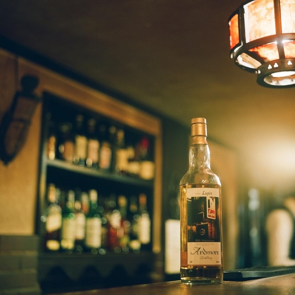 Bottle on Bar Lupin Bottle on Bar Lupin