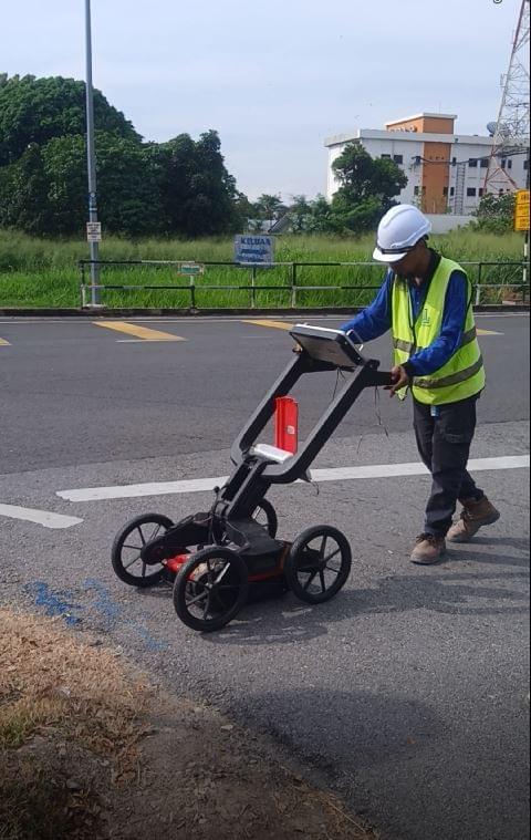 We utilize advanced technology for underground utility mapping, ensuring accurate identification and documentation of subsurface infrastructure. This service minimizes risks and enhances project planning and execution. Underground Utility Mapping Our Expertise SPECIALIZED IN CIVIL ENGINEERING, CONSTRUCTION WORKS AND UNDERGROUND UTILITY MAPPING. We utilize advanced technology for underground utility mapping, ensuring accurate identification and documentation of subsurface infrastructure. This service minimizes risks and enhances project planning and execution. Underground Utility Mapping Our Expertise SPECIALIZED IN CIVIL ENGINEERING, CONSTRUCTION WORKS AND UNDERGROUND UTILITY MAPPING.