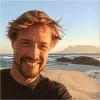 Niels Tinga headshot Niels Tinga headshot