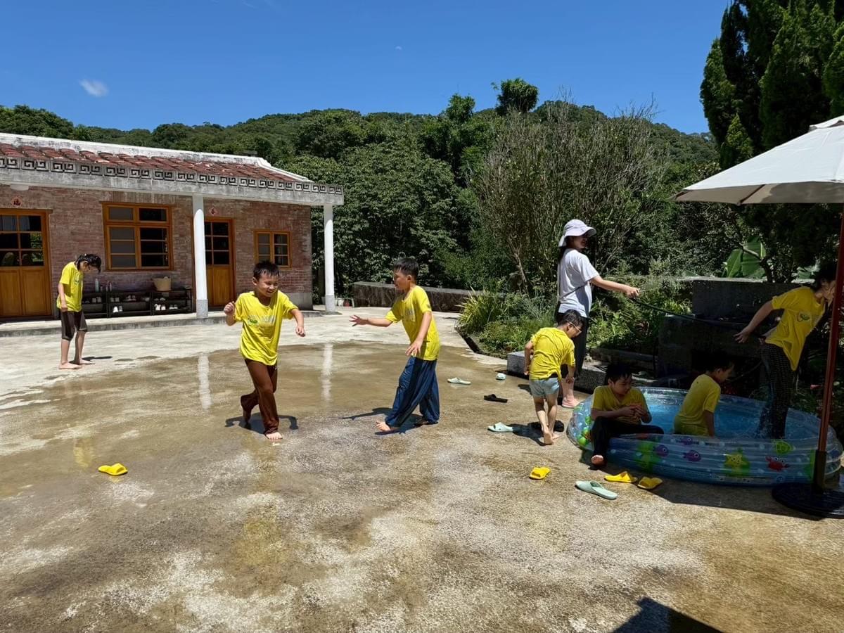 We have spacious space, suitable for all kinds of gatherings, whether it is workshops, celebrations or social gatherings, unlimited creativity, looking forward to your presence. space rental Our mission Hundred years three combined courtyard, one acre four seasons vegetable garden Weaving grass mountain story, tasting local customs Immersed in food and agriculture experience, connecting production area dining table Diverse courses co-learning, exploring handmade culture Spacious space rental, gathering creativity unlimited We have spacious space, suitable for all kinds of gatherings, whether it is workshops, celebrations or social gatherings, unlimited creativity, looking forward to your presence. space rental Our mission Hundred years three combined courtyard, one acre four seasons vegetable garden Weaving grass mountain story, tasting local customs Immersed in food and agriculture experience, connecting production area dining table Diverse courses co-learning, exploring handmade culture Spacious space rental, gathering creativity unlimited