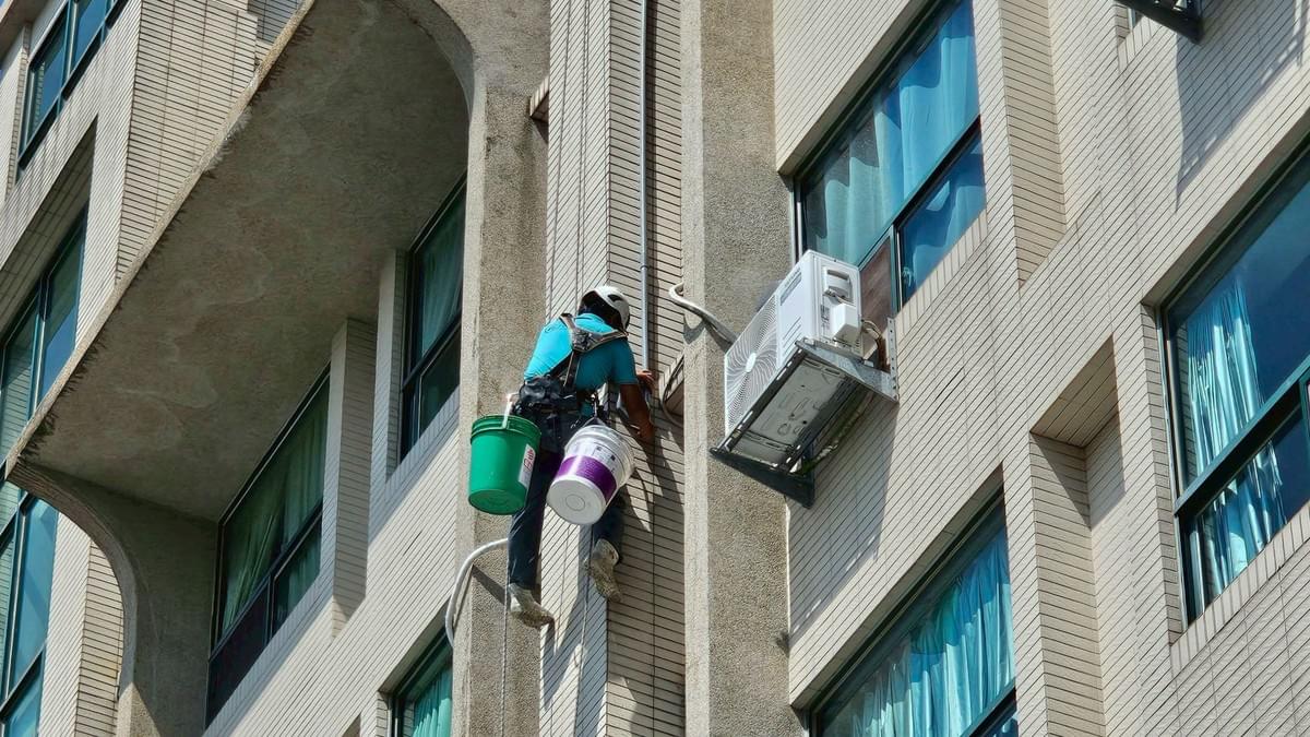 氣排水明管工程、外牆專業修繕、繩盾工程台北專業蜘蛛人外牆防水、台北專業外牆漏水修繕、台北外牆高空雙繩作業、外牆高空工程、新北外牆防水抓漏、台北專業外牆漏水修繕。 氣排水明管工程、外牆專業修繕、繩盾工程台北專業蜘蛛人外牆防水、台北專業外牆漏水修繕、台北外牆高空雙繩作業、外牆高空工程、新北外牆防水抓漏、台北專業外牆漏水修繕。