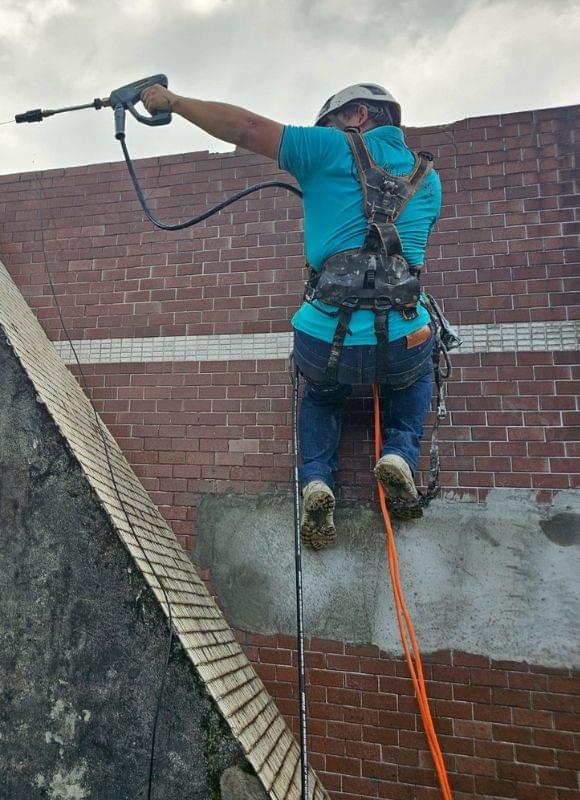 外牆防水抓漏蜘蛛人專家—大台北地區外牆防水抓漏工程、外牆磁磚檢測、磁磚泥作填縫修繕工程、外牆安全檢查、磁磚空鼓水泥老化修復、外牆色漆翻新改色工程、屋頂抓漏防水、雨遮鐵皮抓漏隔音隔熱、冷氣排水明管工程、梯間陽台平台防水、外牆防水漆工程、PU防水漆施工、斜屋頂防水鐵皮、透明精油防水工程 外牆防水抓漏蜘蛛人專家—大台北地區外牆防水抓漏工程、外牆磁磚檢測、磁磚泥作填縫修繕工程、外牆安全檢查、磁磚空鼓水泥老化修復、外牆色漆翻新改色工程、屋頂抓漏防水、雨遮鐵皮抓漏隔音隔熱、冷氣排水明管工程、梯間陽台平台防水、外牆防水漆工程、PU防水漆施工、斜屋頂防水鐵皮、透明精油防水工程