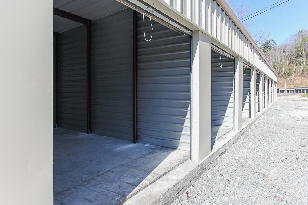 Lovin Storage is strategically located just minutes from downtown Robbinsville, making it easy to access your belongings whenever you need. Convenient Location What We Offer Rental Storage Unit facility in Robbinsville NC. 88 units of a range of sizes, conveniently very close to town Lovin Storage is strategically located just minutes from downtown Robbinsville, making it easy to access your belongings whenever you need. Convenient Location What We Offer Rental Storage Unit facility in Robbinsville NC. 88 units of a range of sizes, conveniently very close to town