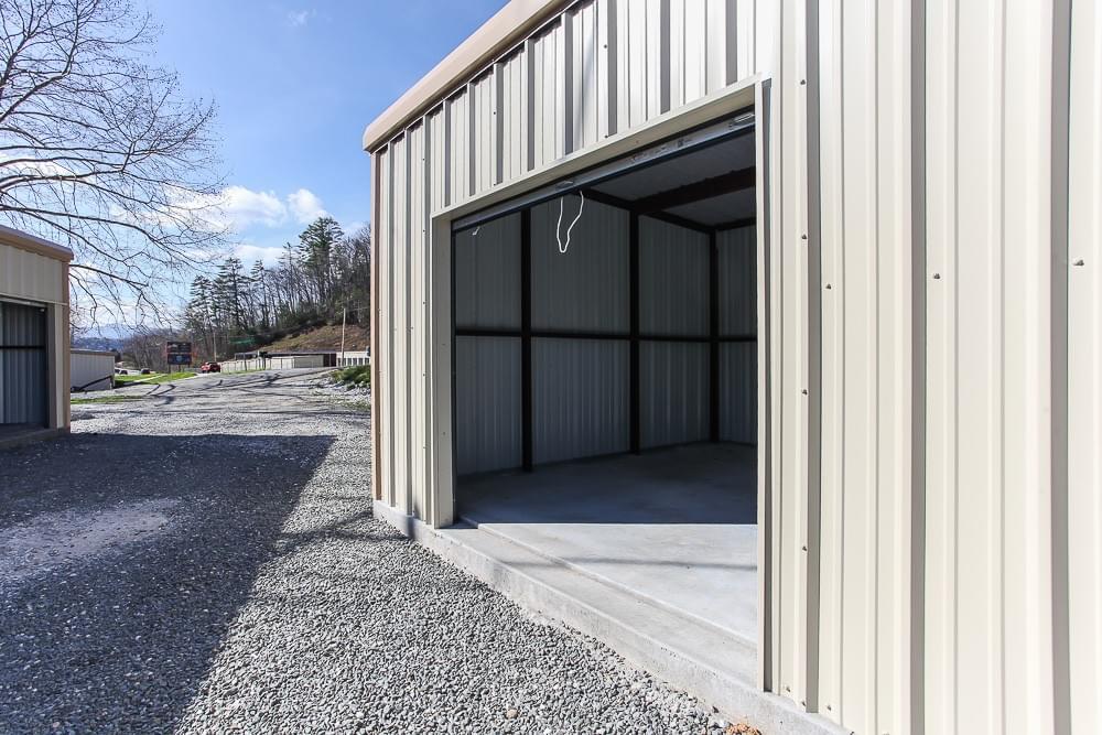 Our facility is equipped with advanced security features, ensuring your items are safe and protected at all times. Secure and Safe What We Offer Rental Storage Unit facility in Robbinsville NC. 88 units of a range of sizes, conveniently very close to town Our facility is equipped with advanced security features, ensuring your items are safe and protected at all times. Secure and Safe What We Offer Rental Storage Unit facility in Robbinsville NC. 88 units of a range of sizes, conveniently very close to town