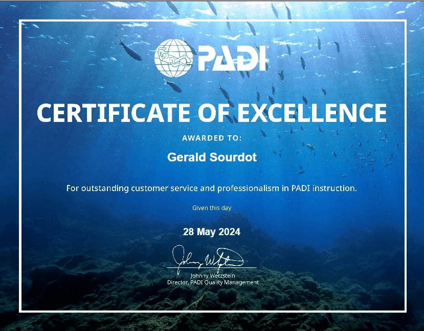 Certificat d'excellence attribué par PADI Certificat d'excellence attribué par PADI