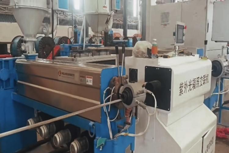 Solar Cable Production Machine SJ-70+120 Cable Extruder Machine