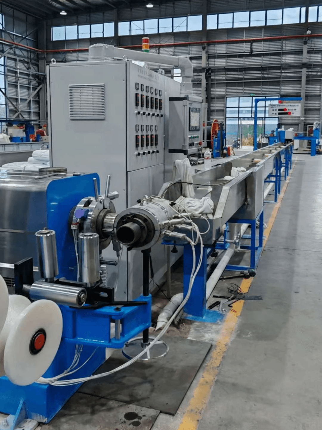 SJ-90/25 Wire Extruder SJ-90/25 Wire Extruder