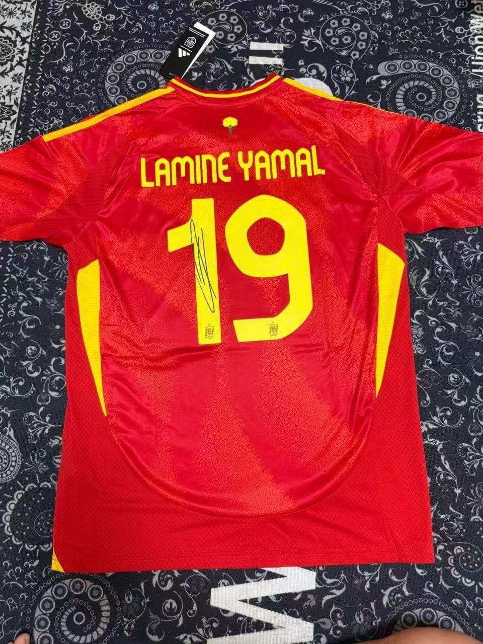 Lamine Yamal Signed Spain 2024 Home Jersey #19 – PSA Certified