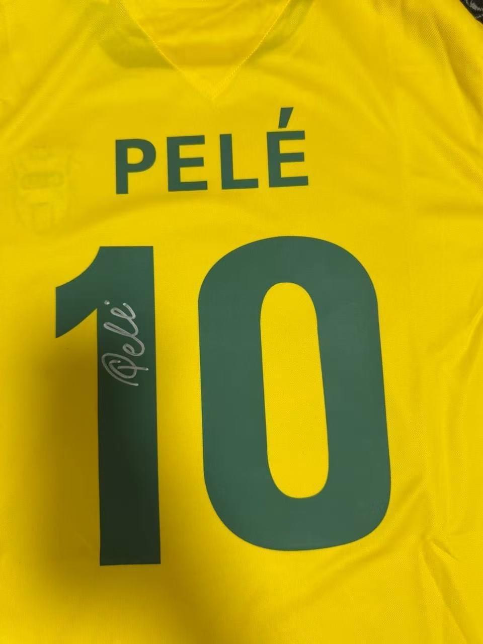Pelé Signed Brazil National Team 1970 Retro Home Jersey #10 – ICONS Certified